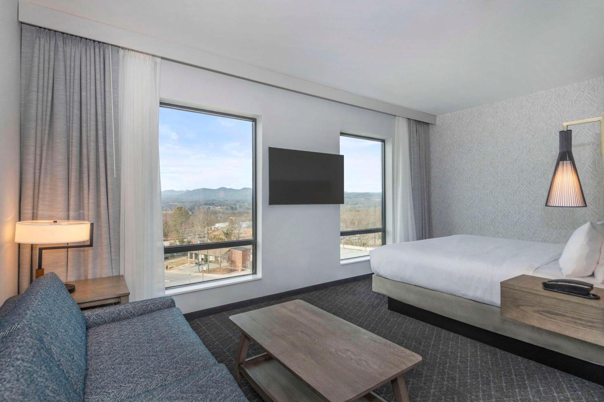 King Studio Suite